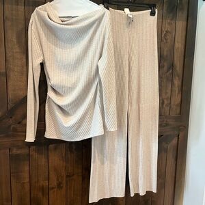 Zara Soft Off White Ribbed Top and Pants